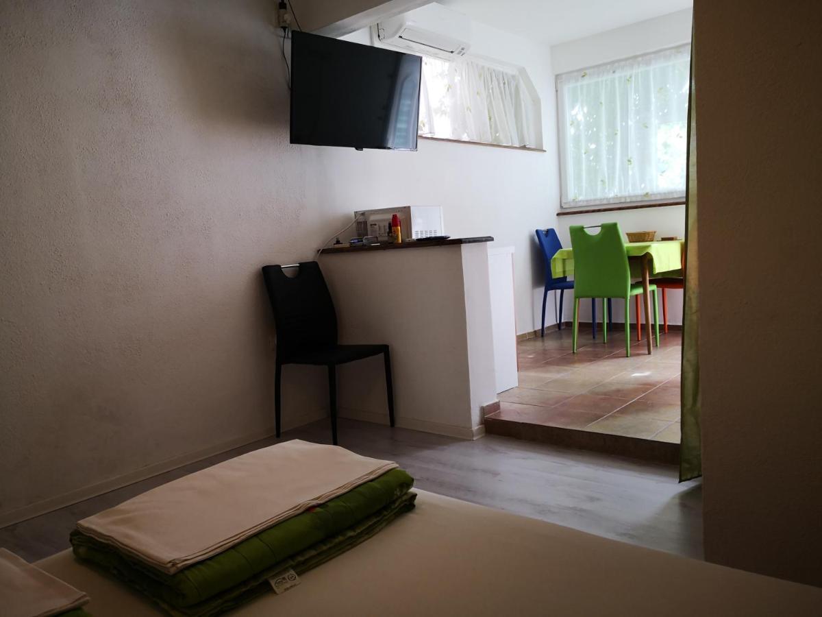 Apartments 33 Luma ไพราน ภายนอก รูปภาพ